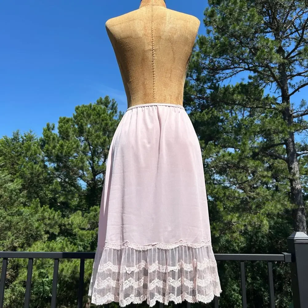 Vintage 40s/50s Pink Tiered Mesh Ruffle Hem Petticoat Slip Skirt - Picture 6 of 7